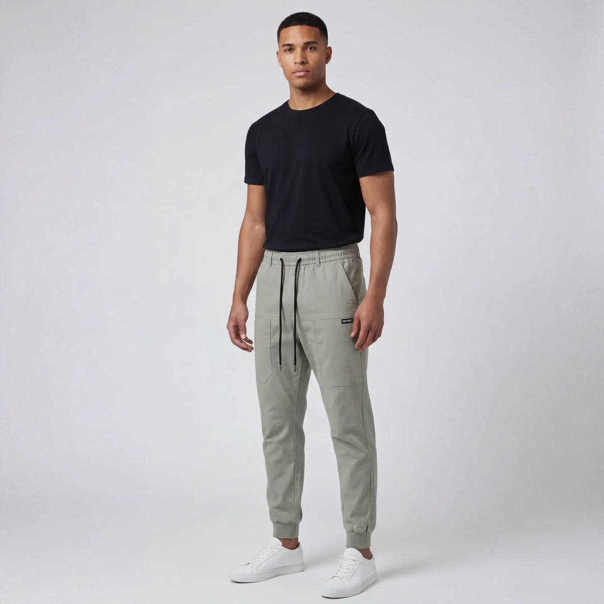 Pantaloni cargo confortabili cu capacitate mare de depozitare 